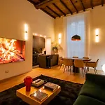 Apartment Luxury Suite* * * * * Museo Egizio *