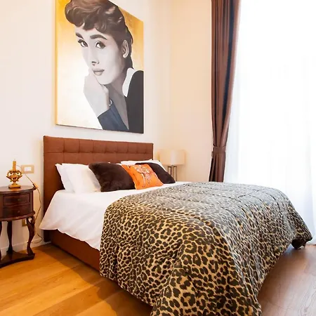 Luxury Suite* * * * * Museo Egizio Апартаменты