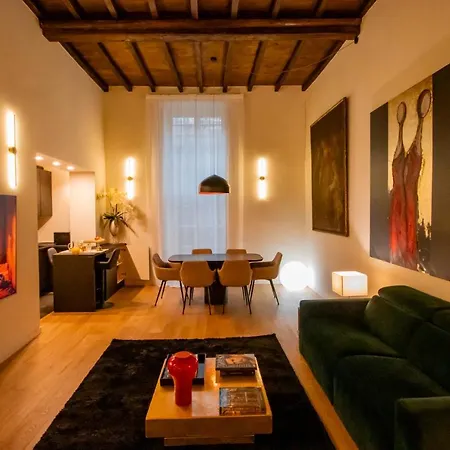 Apartment Luxury Suite* * * * * Museo Egizio *